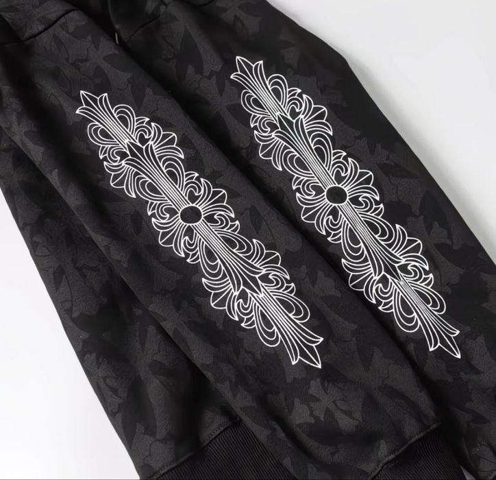 Продам кофту Chrome hearts размер М