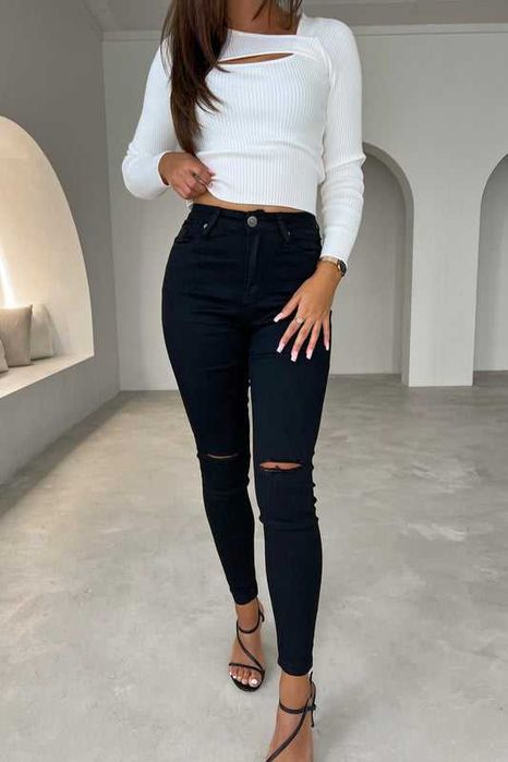 Blugi rupti talie inalta zara