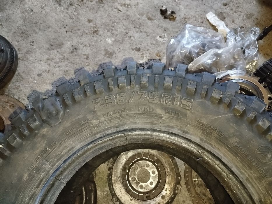 Шины 235/75 R 15