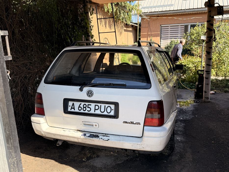 Volkswagen Golf универсал 1997г