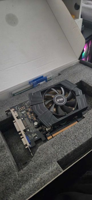 Asus GTX 750 1gb
