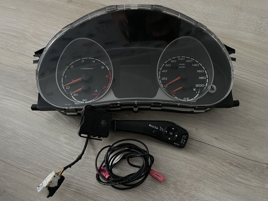 Продам щиток приборов Итэлма от Приоры