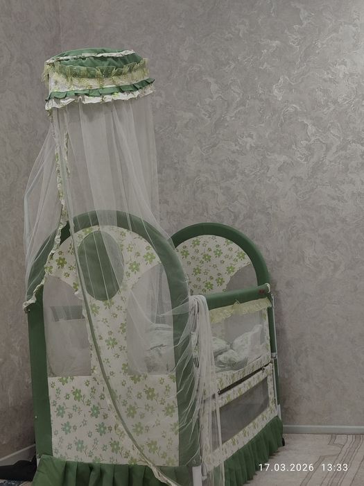 Детский кроват срочна сотилади. Янги