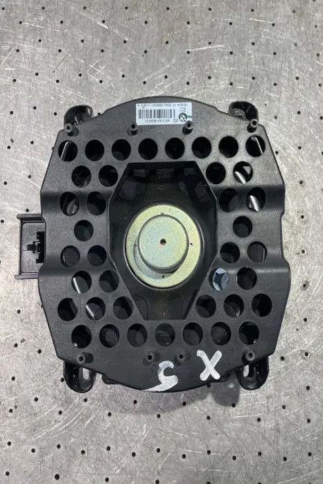 Subwoofer auto BMW X5 2011