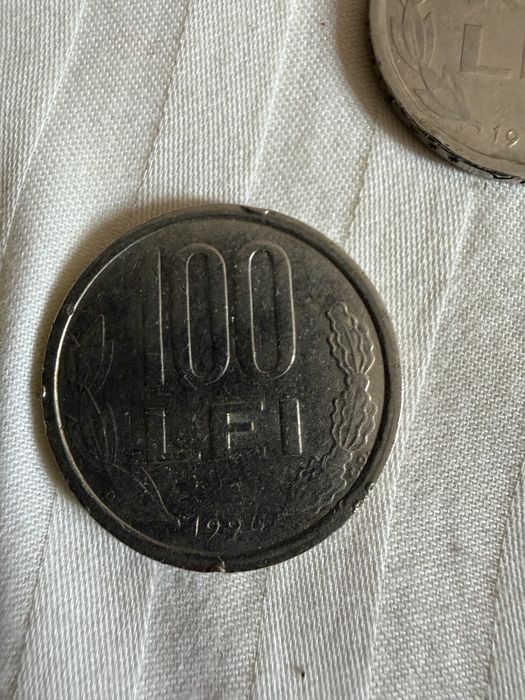 Monede vechi de 100 lei