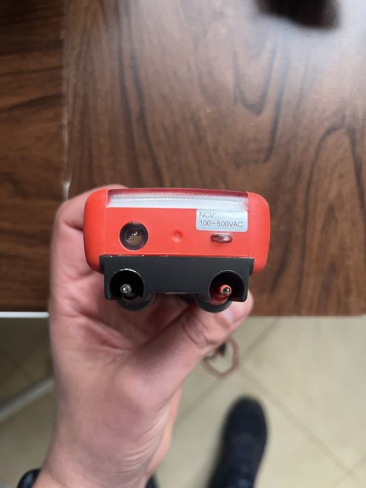 Мини дигитален мултимер