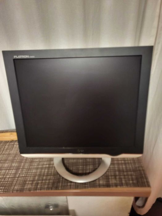 monitoare Philips si Lg