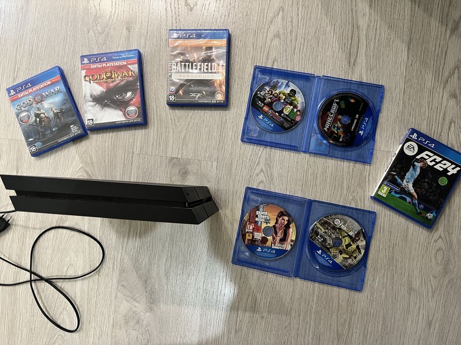 PS4 500gb с дисками