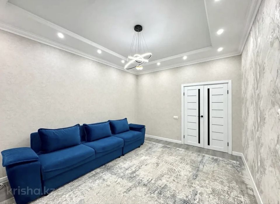 Диван в отличном состояний