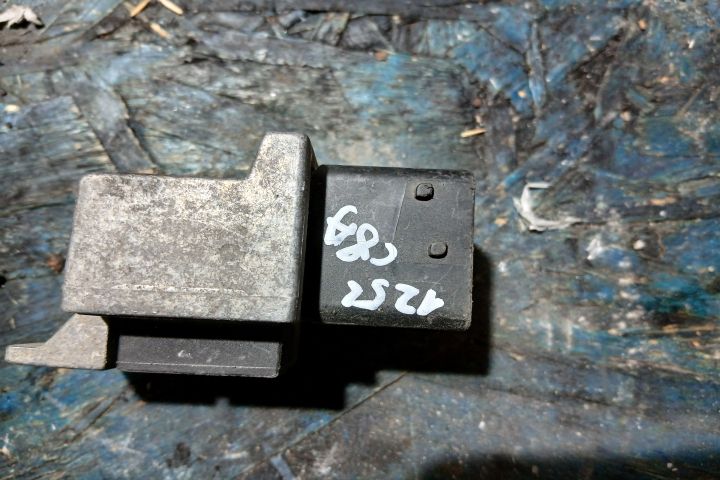 Releu bujii incandescente 8200859243 8200859243 Nissan Qashqai prima