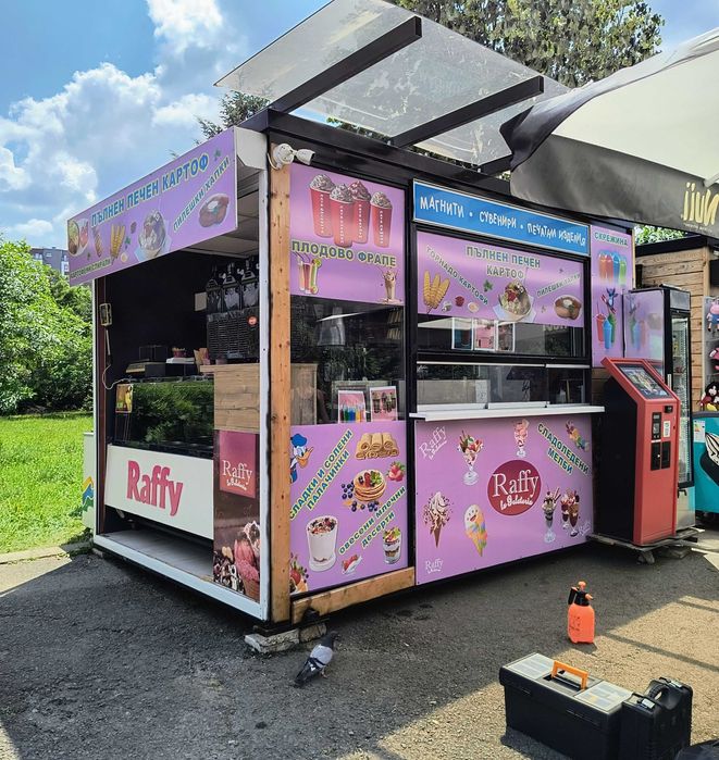 Изработка на стикери, табели, печат на винил и перфофолио, печат на су