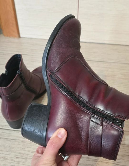 2 perechi ghete dama piele Benvenuti, marime 38