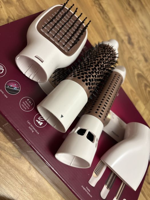 Philips 3000 Series Air Styler (модел BHA310/00 или сходен от същата серия).