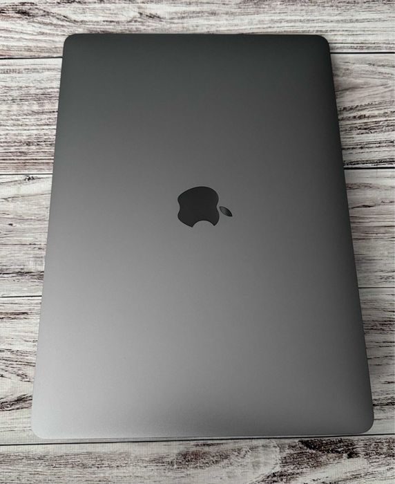 Срочно ! Macbook air m1 8/128 батарея 95%