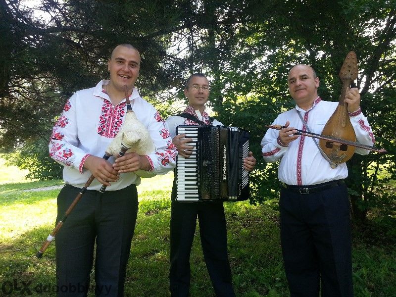 Оркестър за вземане на кума и извеждане на булката. Музика на живо за