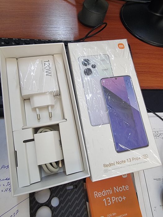 Redmi note 13pro+ 5G 12+6/512gb ideal ochilmagan usta kurmagan aybi yu