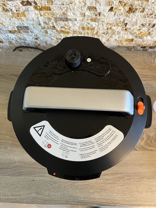 Vand Pressure Cooker Cosori 5.7 litri