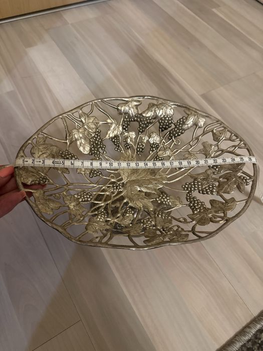 Посребрена фруктиера