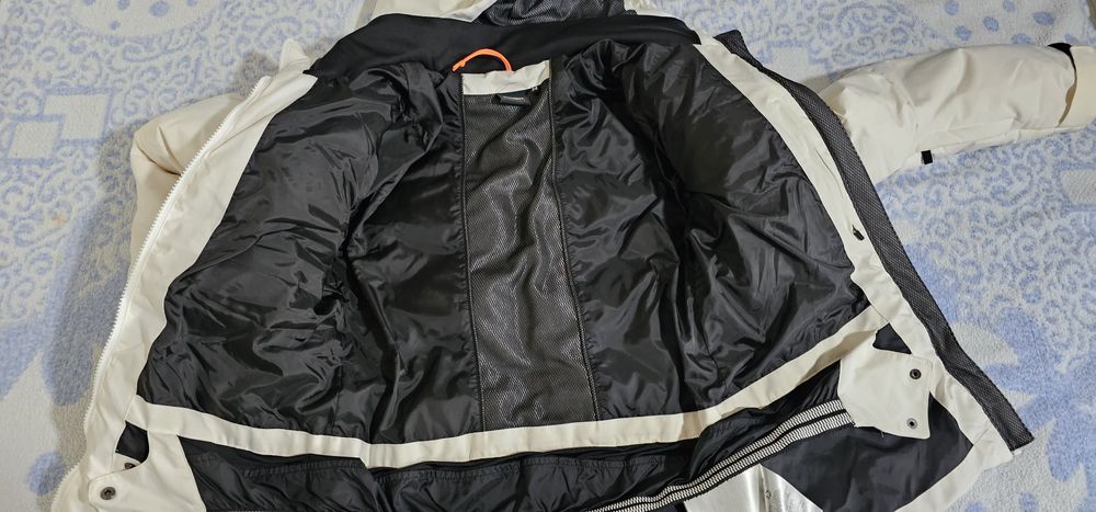 Пуховик размер 42_44 б.у