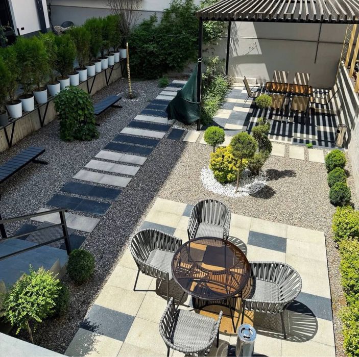 Нежилое здание 4 этажа в Дархане — под бизнес