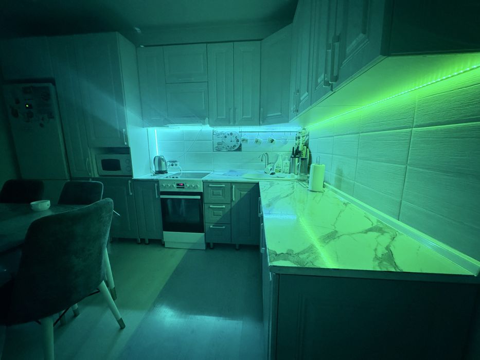 Срочно срочно кух гарнитур