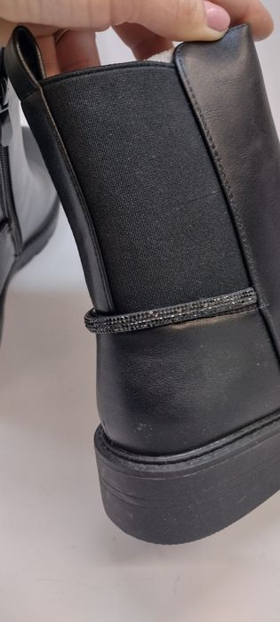 Дамски зимни боти. Чисто нови с мека вълнена подплата, 39 номер.