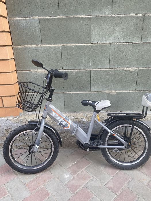 Продам автокресло и велосипед