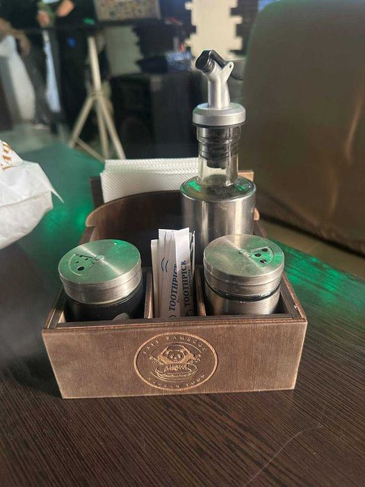 Меню, Чек книжки, Папки на подпись, Бейджики