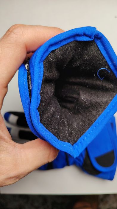 Зимние детские перчатки