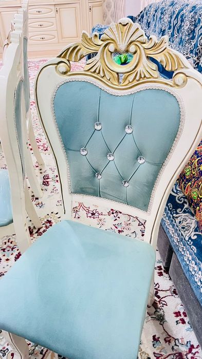 Продаётся стол с стульями 16 стульев,б/у