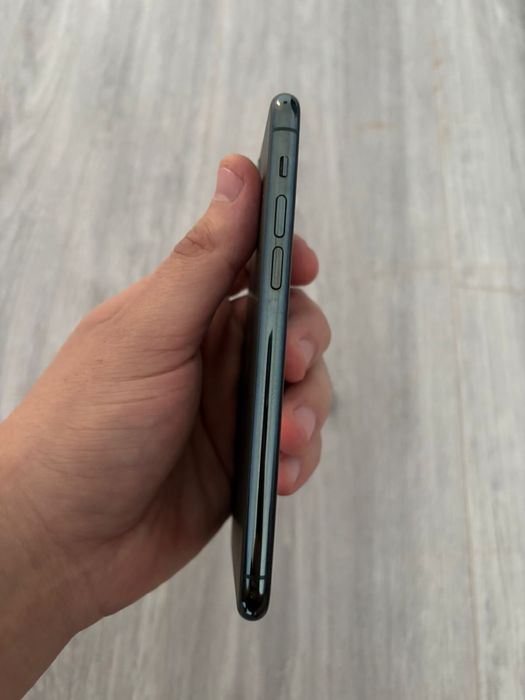 iPhone 11 Pro оригинал, всё работает