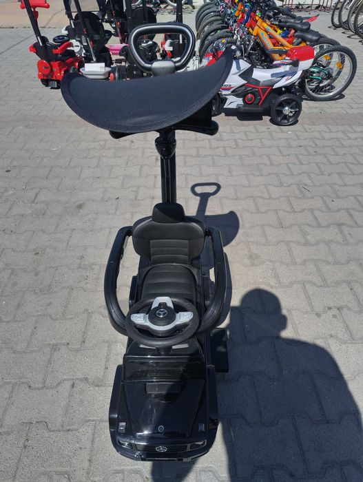 MERCEDES Кола за яздене с дръжка и сенник Mercedes-benz G350d черен