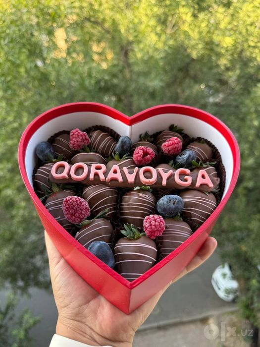 Клубника в шоколаде ко Дню учителя