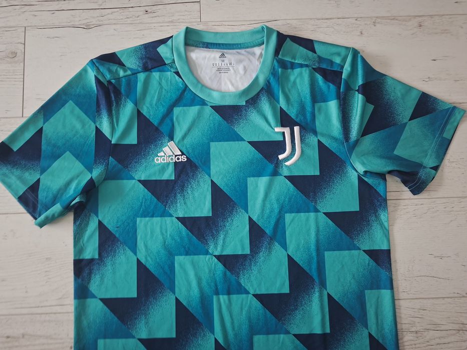Adidas Jventus-Ориг.тениска Нова!