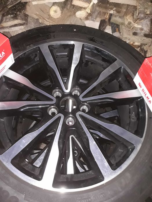 Mașina Jantă din aliaj 18" Design V 5 x 2-spiţe, Negru