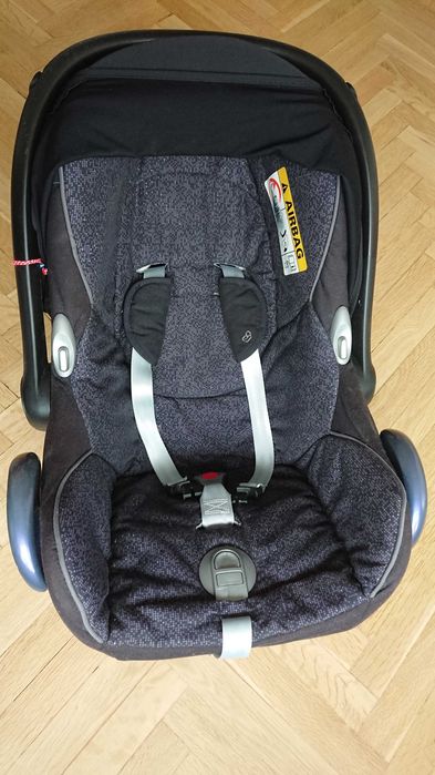 Детско бебешко столче Maxi Cosi Cabrio Fix 0-13кг