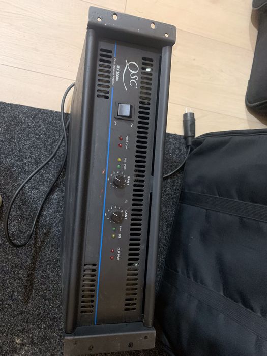 boxe, statie cu cabluri si mixer