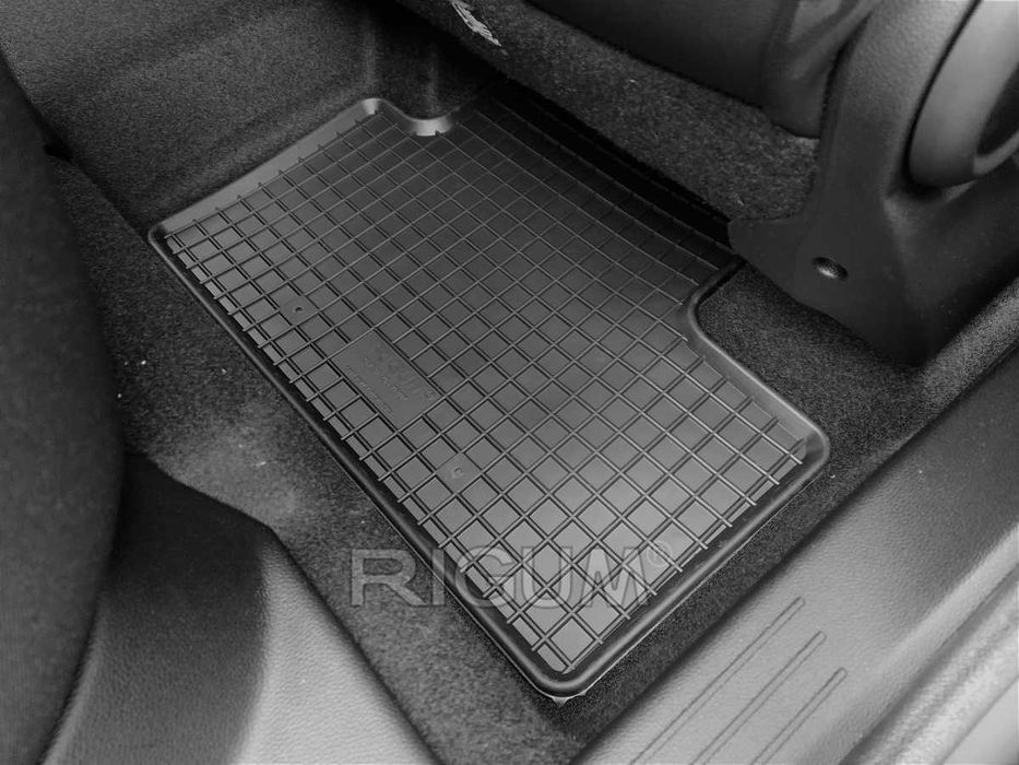 Гумени стелки или багажник MITSUBISHI ASX след 2023 г.