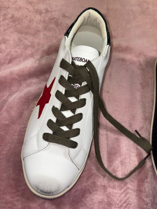 Golden Goose 43 noi nepurtati