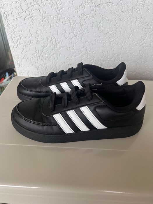 Маратонки Adidas