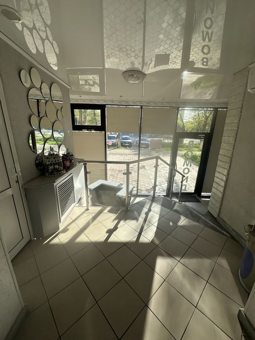 Комерческая недвижимость 160м2