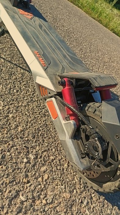Vând trotinetă kukirin m4 max