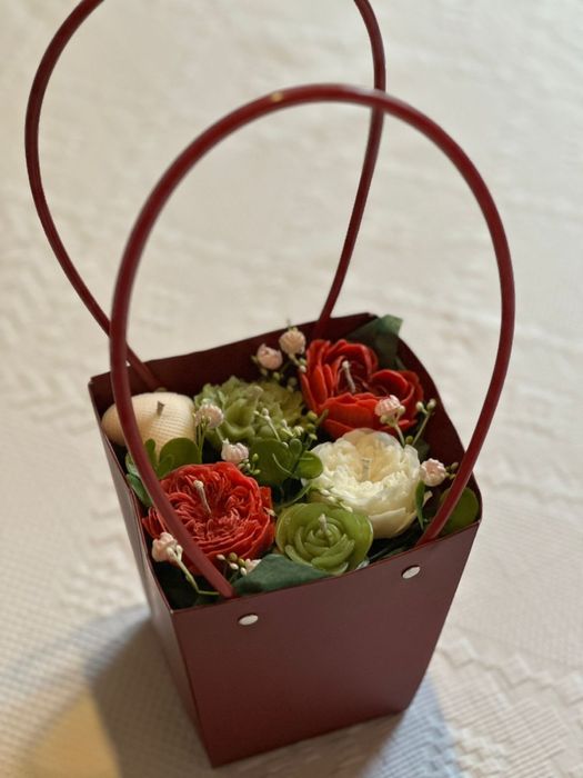 Цветы букеты на 8 марта