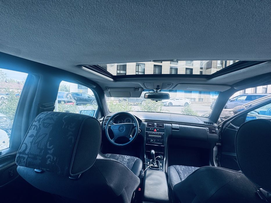 Мерседес лупарик w210
