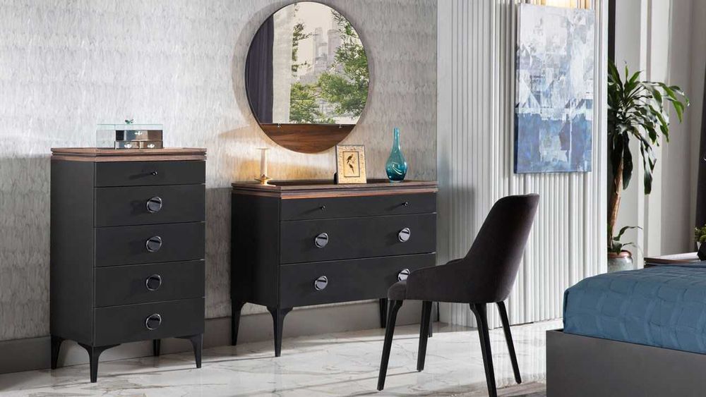 Срочно продам спальный гарнитур