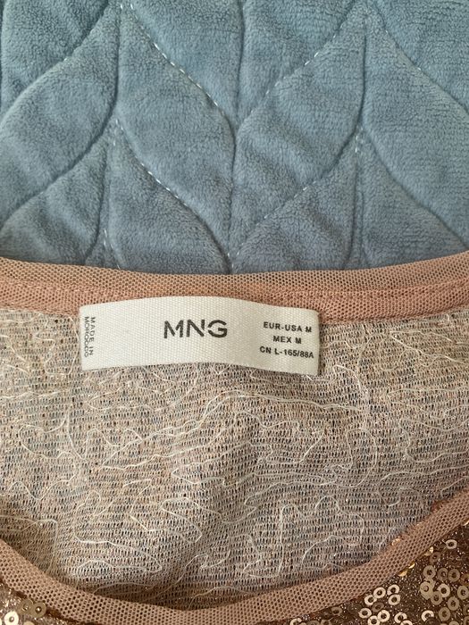 Топ mango с пайетками