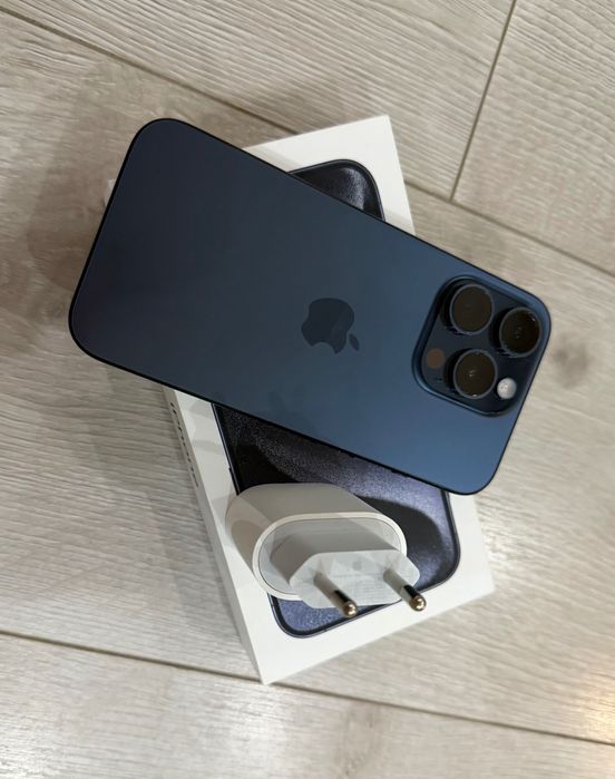 Iphone 15 Pro 512 GB Blue Titanium