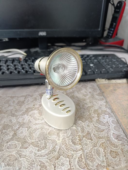 Продам светильники