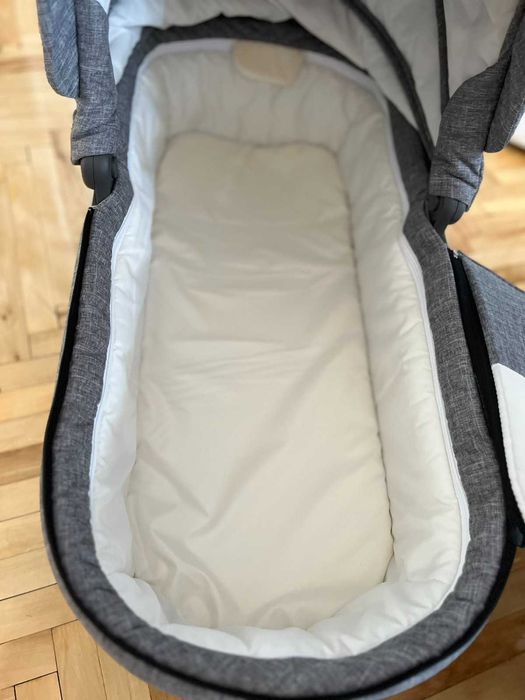 Бебешка количка "icon"