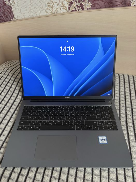 Huawei MateBook D16 8/512 GB
